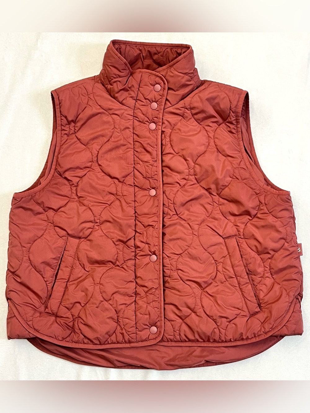 Lou & Grey Quilted Sleeveless Women’s Button Up Vest Vibrant Orange Coral Large